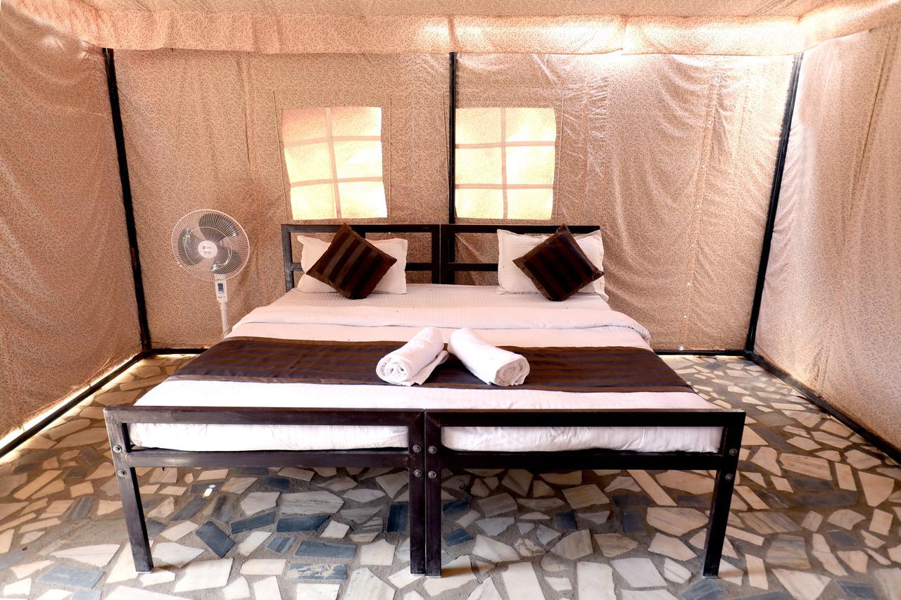 Nova Patgar Tents Hotel Bhuj Exterior photo