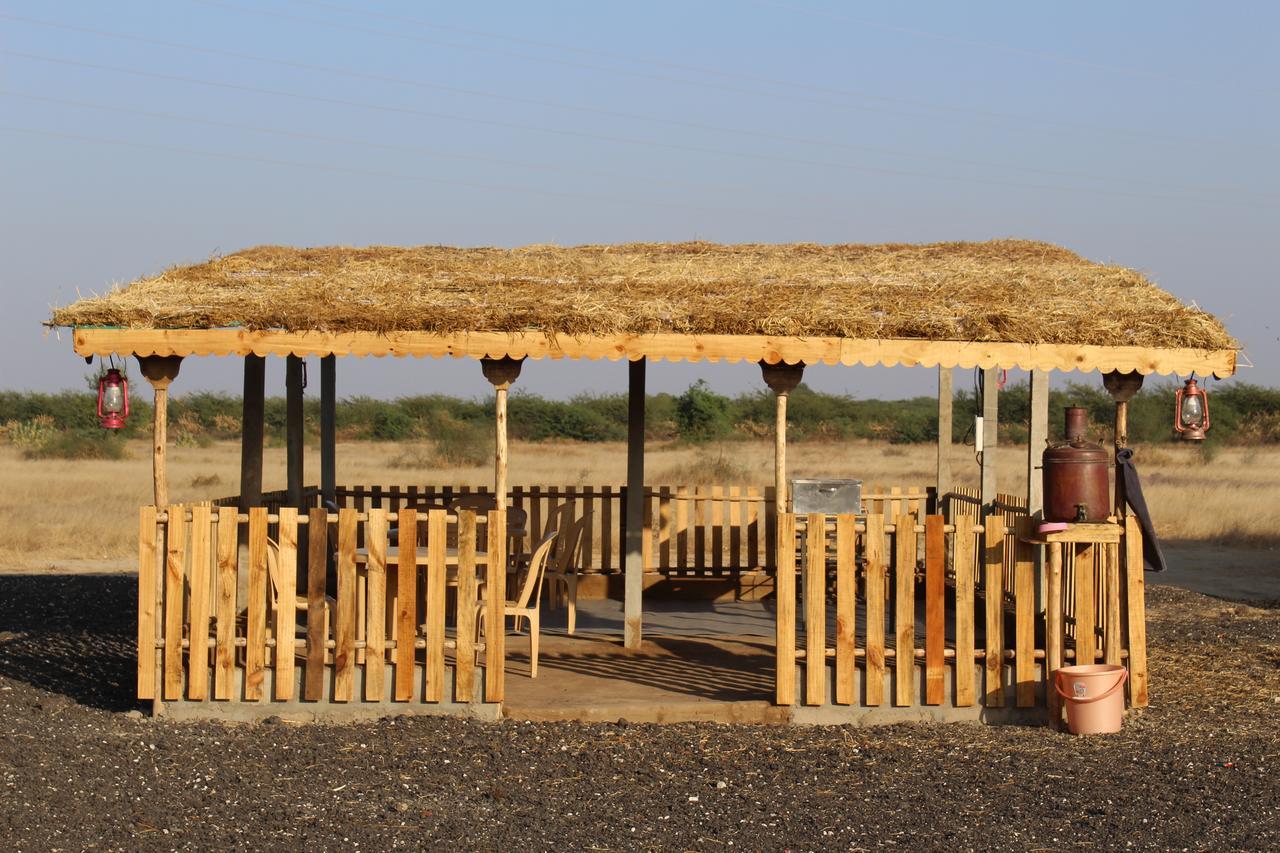Nova Patgar Tents Hotel Bhuj Exterior photo
